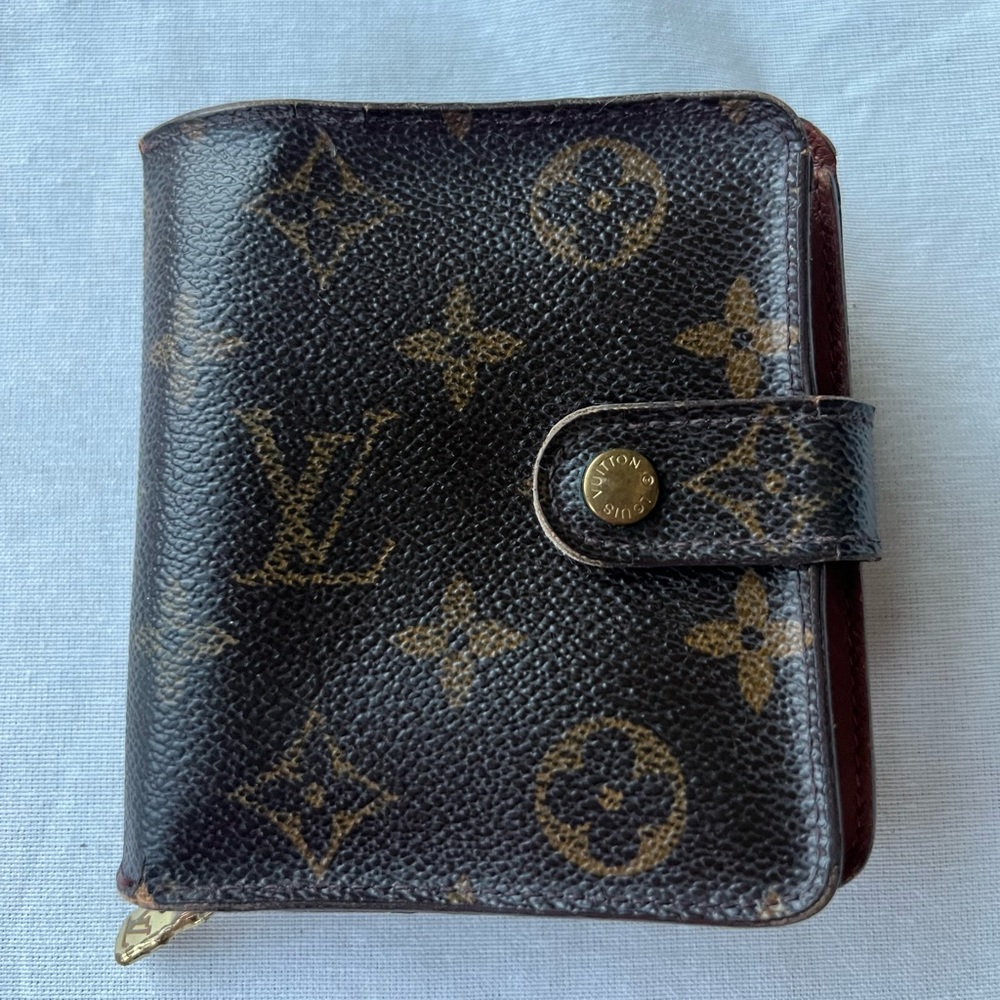 LV Monogram Wallet